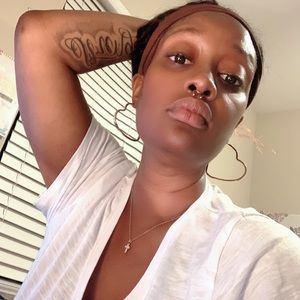 Meet your Posher, Amarè